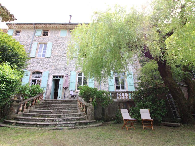 Maison Lasalle - 10 chambres - 675m²