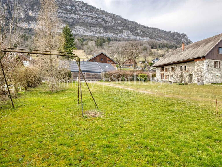 Maison Lathuile - 4 chambres - 230m²