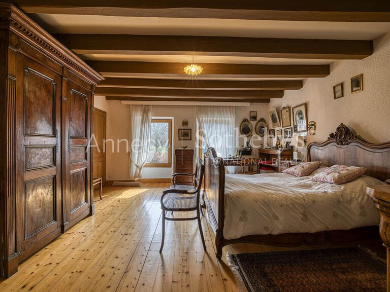 Maison Lathuile - 4 chambres - 230m²