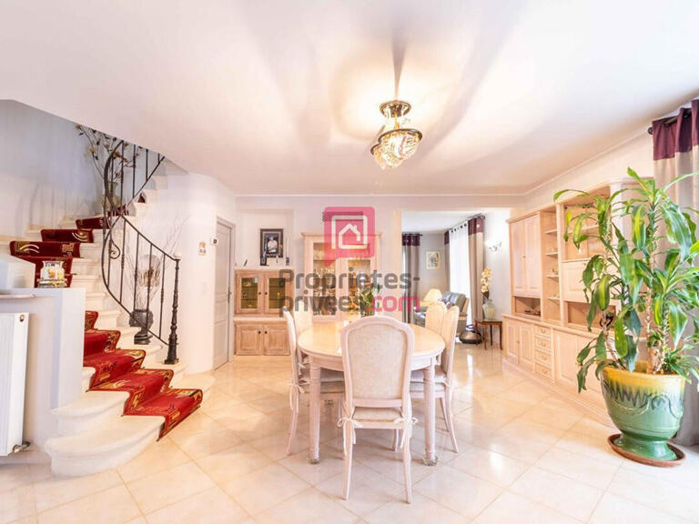 Vente Maison Lauris - 5 chambres