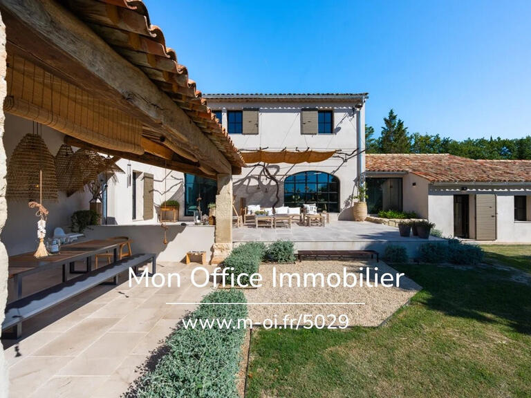 Property Lauris - 6 bedrooms - 269m²