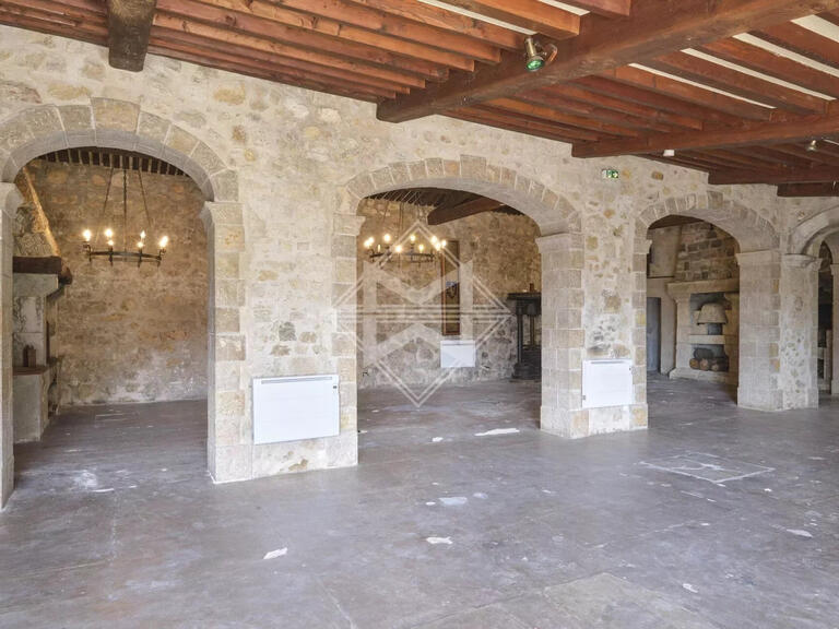 Maison Le Bar-sur-Loup - 741m²