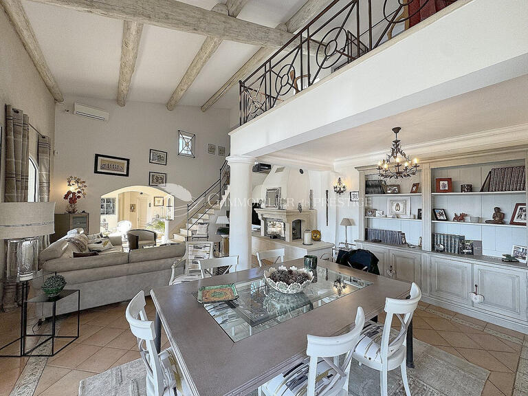 Villa Le Beaucet - 4 bedrooms - 250m²