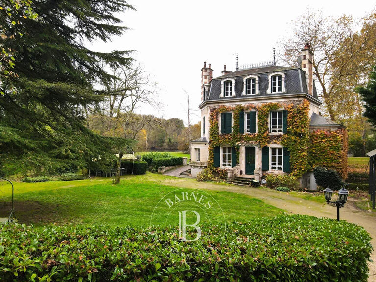 Manor Le Blanc - 7 bedrooms