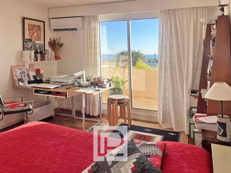 Apartment Le Cannet - 3 bedrooms - 131m²