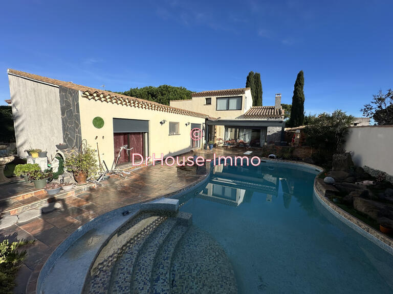 Villa le cap-d-agde - 3 bedrooms - 160m²