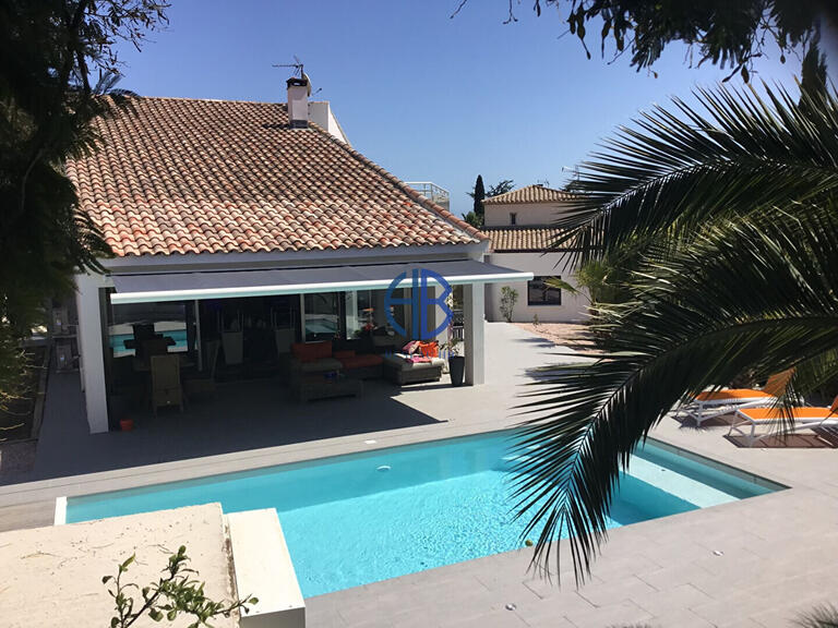 Villa le cap-d-agde - 3 bedrooms - 177m²