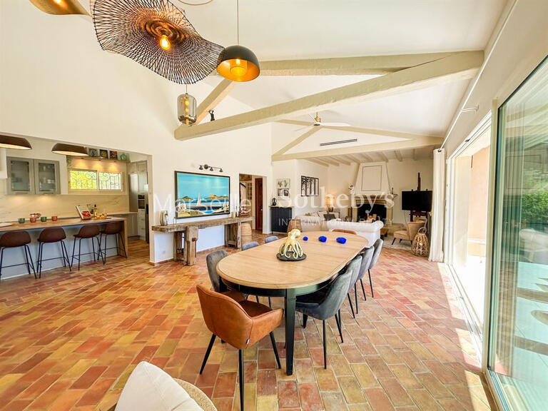 House Le Castellet - 7 bedrooms - 360m²