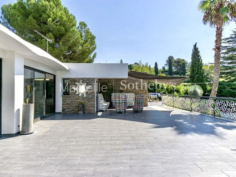 House Le Castellet - 7 bedrooms - 350m²