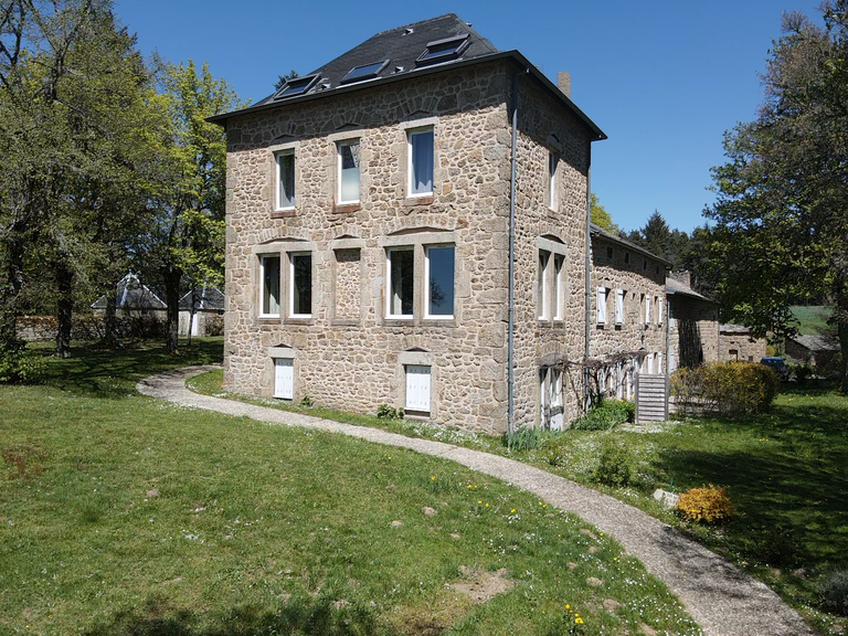 Vente Maison Le Chambon-sur-Lignon - 12 chambres