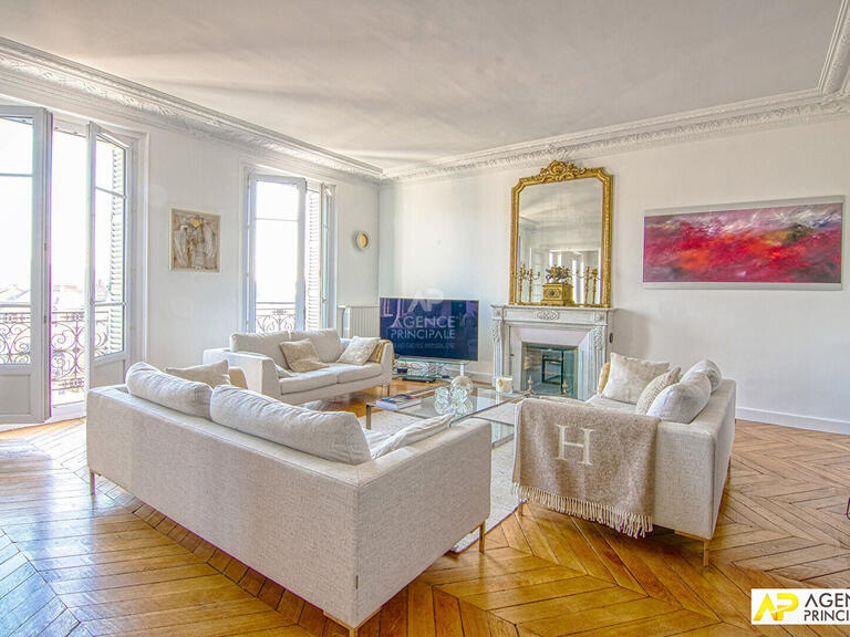 Apartment Le Chesnay - 4 bedrooms - 271m²