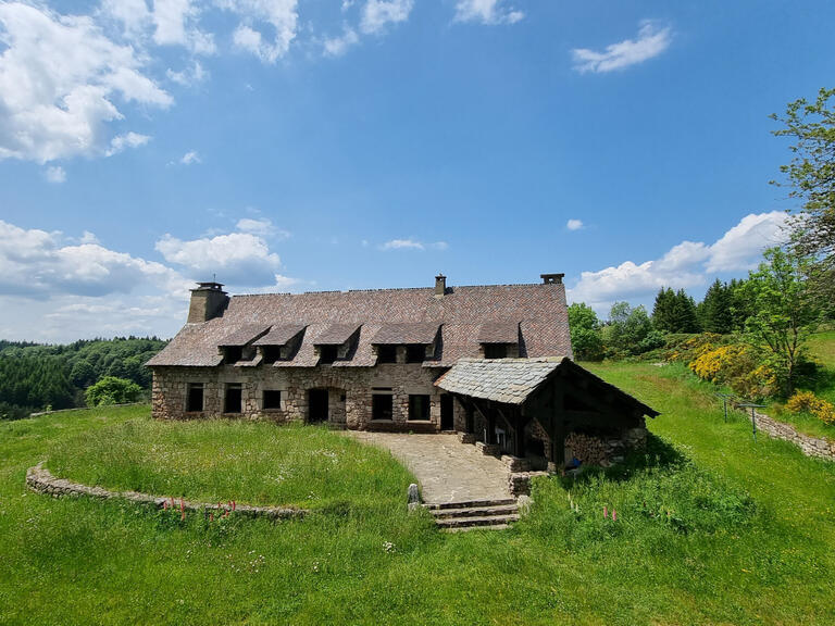 Maison Le Lac-d'Issarlès - 6 chambres - 276m²