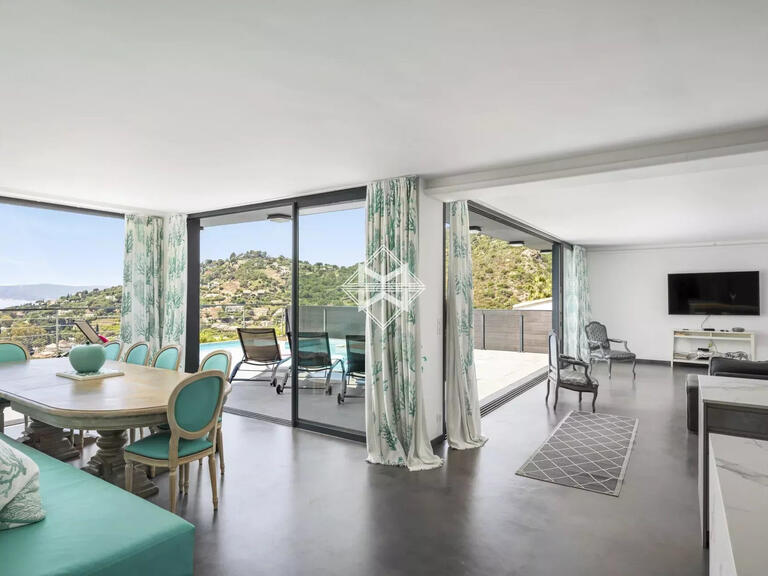 Sale Apartment with Sea view Le Lavandou - 4 bedrooms