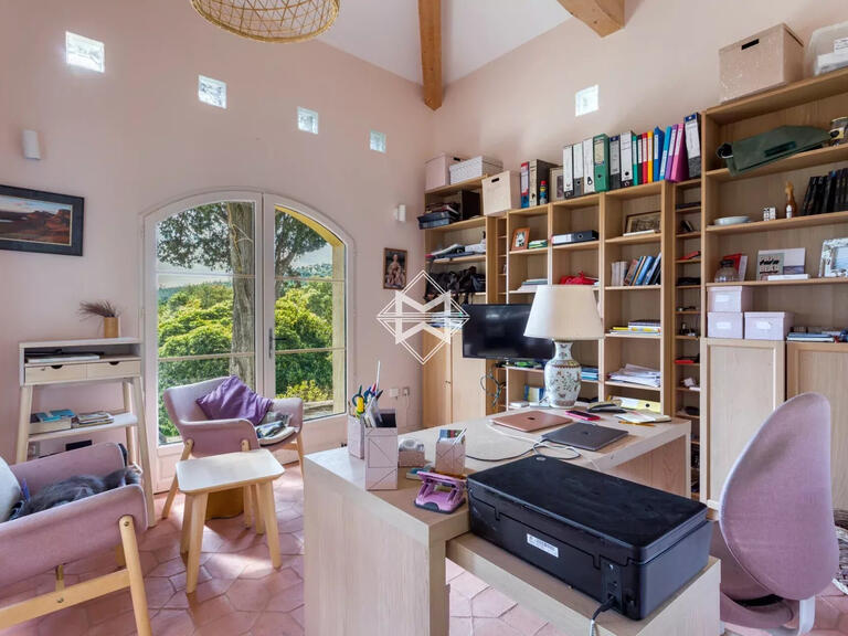 Propriété Le Lavandou - 9 chambres - 400m²