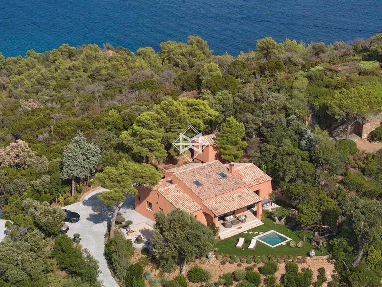 Villa Le Lavandou - 6 bedrooms - 210m²