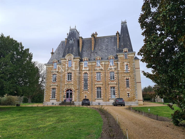 Sale Castle Le Mans - 19 bedrooms