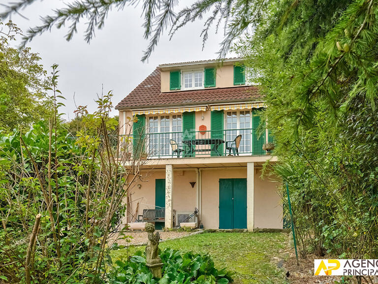 Maison Le Mesnil-le-Roi - 5 chambres - 172m²