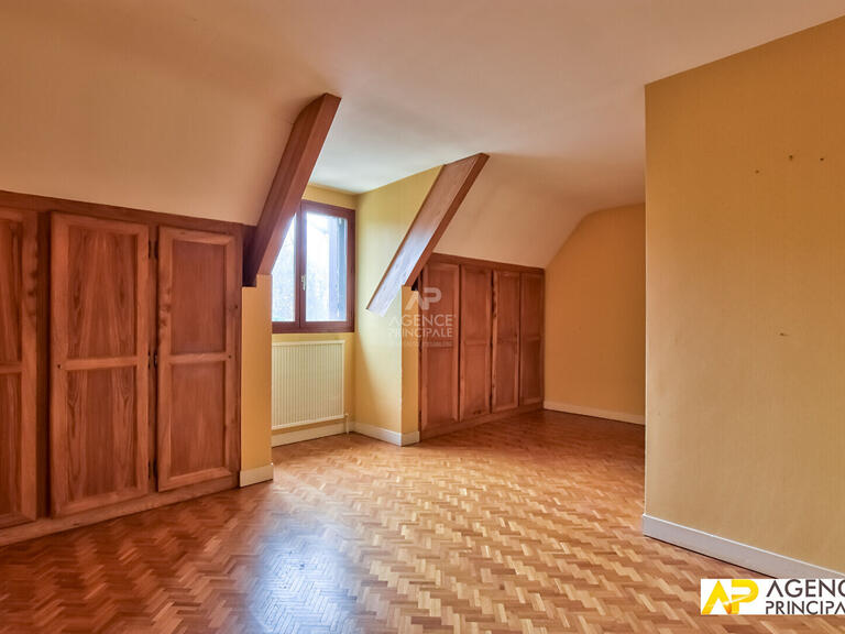 Maison Le Mesnil-le-Roi - 4 chambres - 150m²