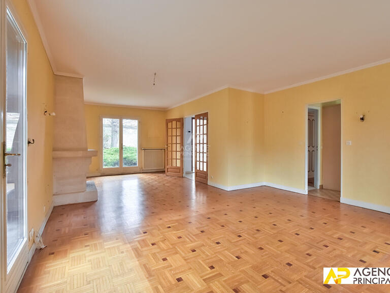 Maison Le Mesnil-le-Roi - 4 chambres - 150m²