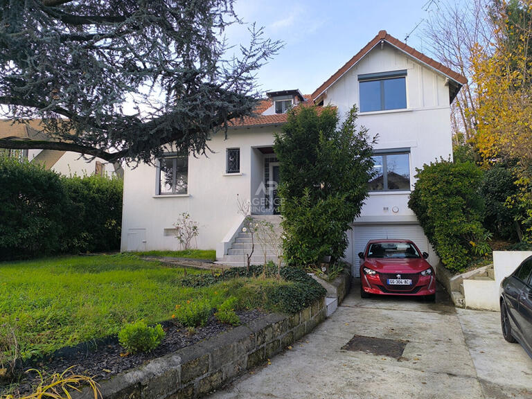 Maison Le Mesnil-le-Roi - 4 chambres - 165m²