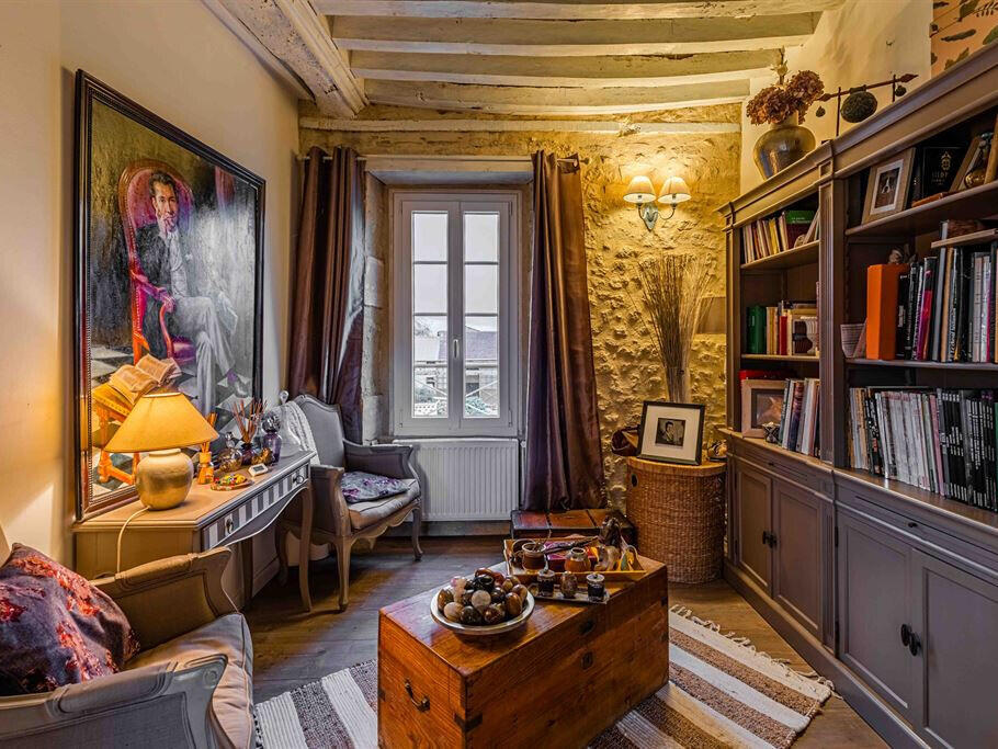 Equestrian property Le Molay-Littry