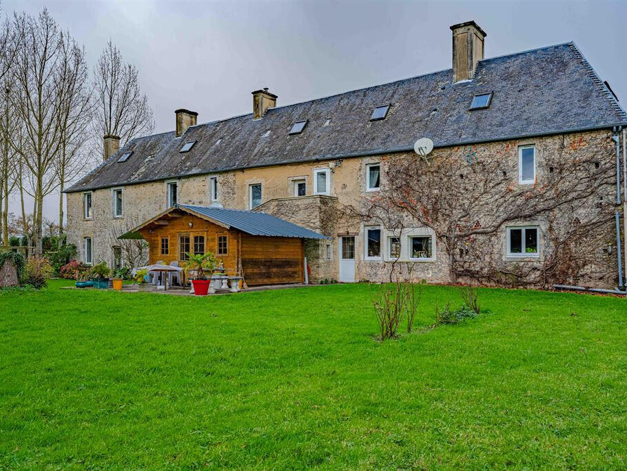 Equestrian property Le Molay-Littry