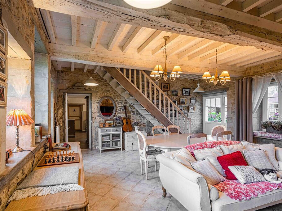 Equestrian property Le Molay-Littry