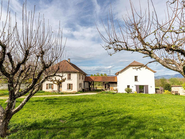 Maison Le Pont-de-Beauvoisin - 8 chambres