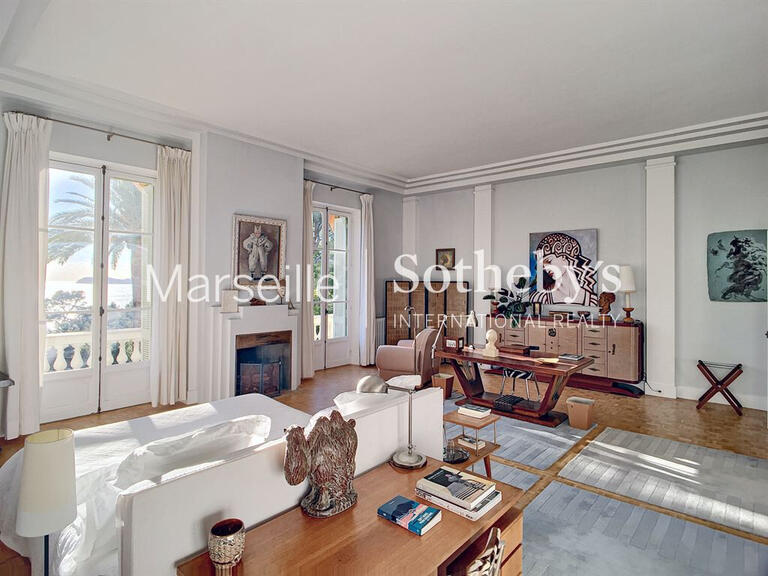 Maison Le Pradet - 24 chambres - 2400m²