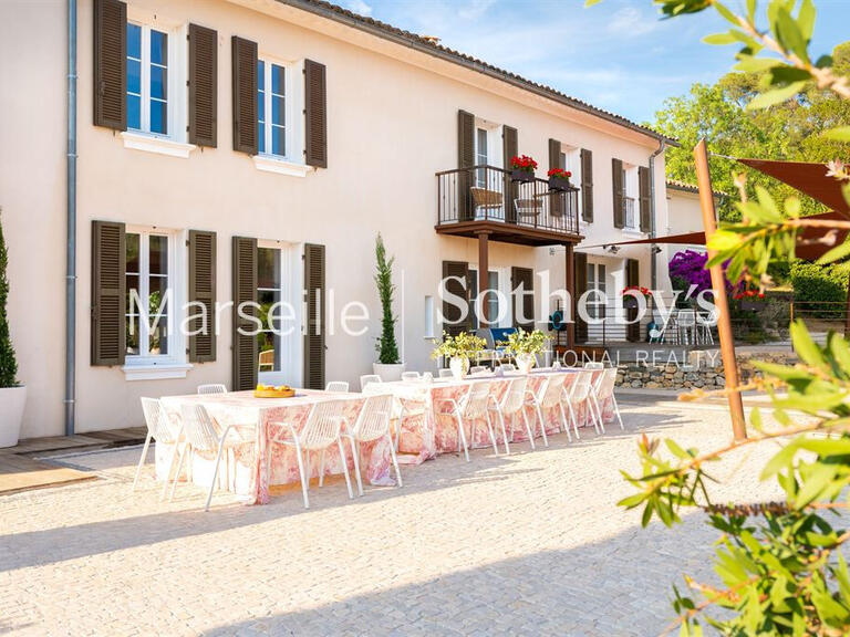 House Le Pradet - 10 bedrooms - 600m²