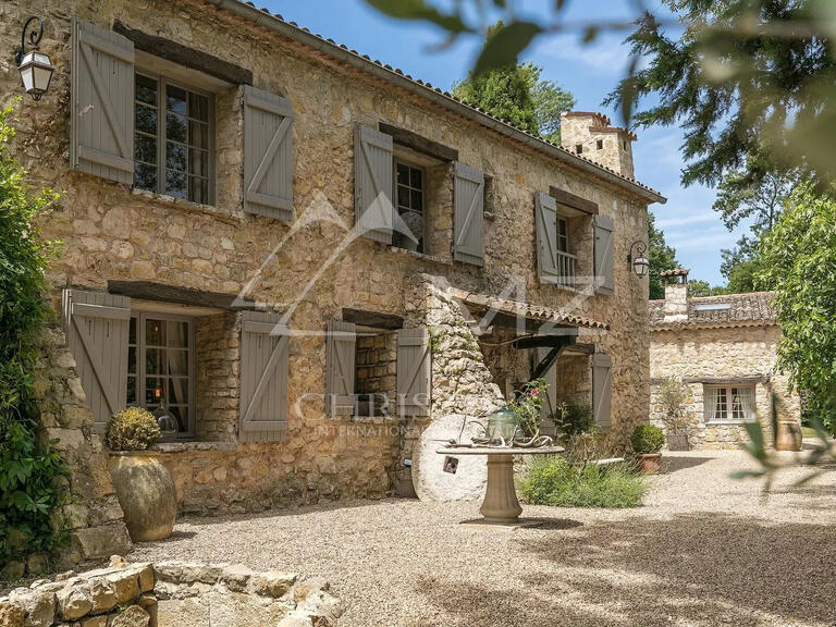 Propriété Le Rouret - 7 chambres - 415m²