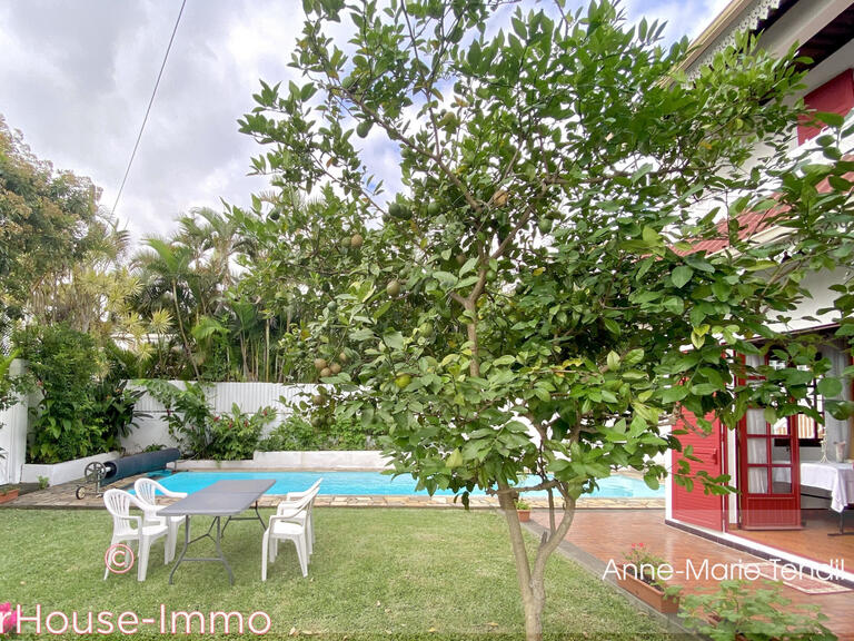 Villa Le Tampon - 5 bedrooms - 168m²