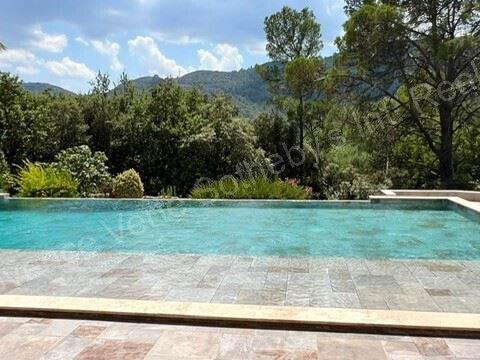 House Le Thoronet - 4 bedrooms - 307m²