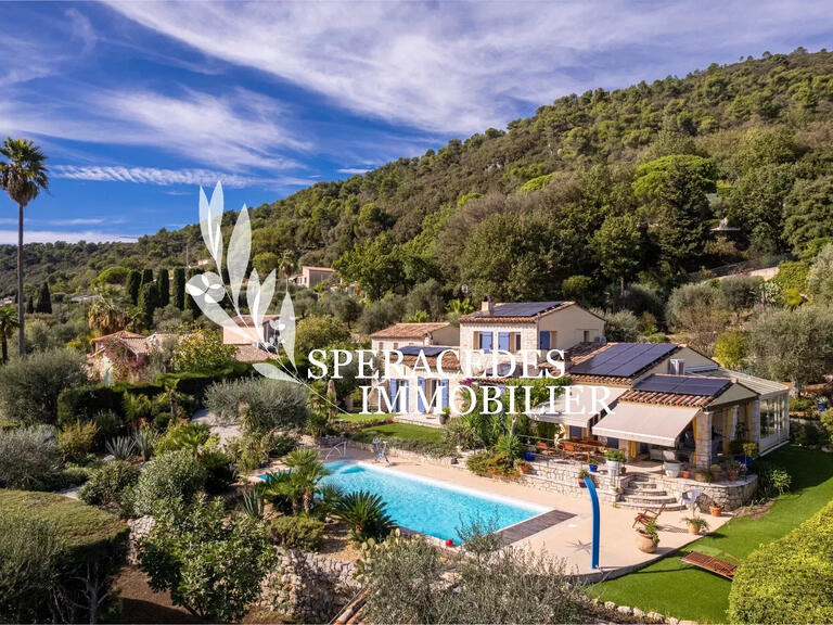 Villa Le Tignet - 4 bedrooms - 207m²