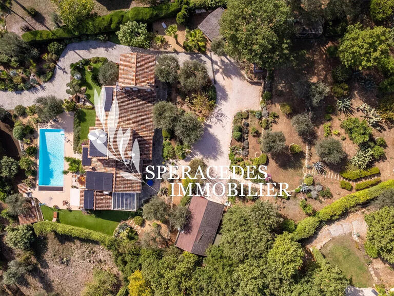 Villa Le Tignet - 4 bedrooms - 207m²