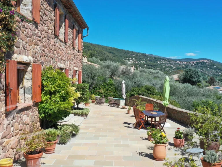 Villa Le Tignet - 4 bedrooms - 246m²