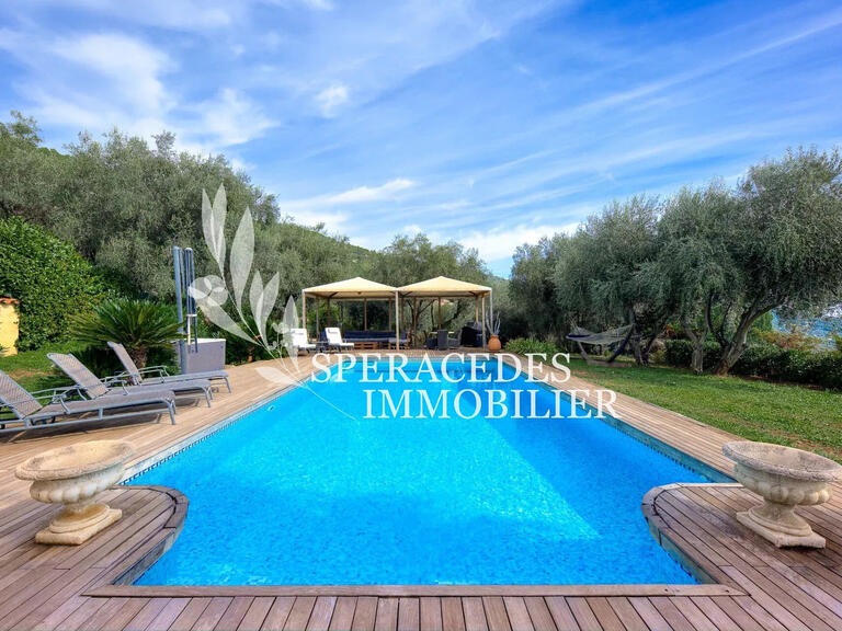 Villa Le Tignet - 4 bedrooms - 180m²