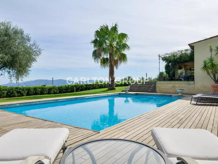 Villa Le Tignet - 4 bedrooms - 180m²