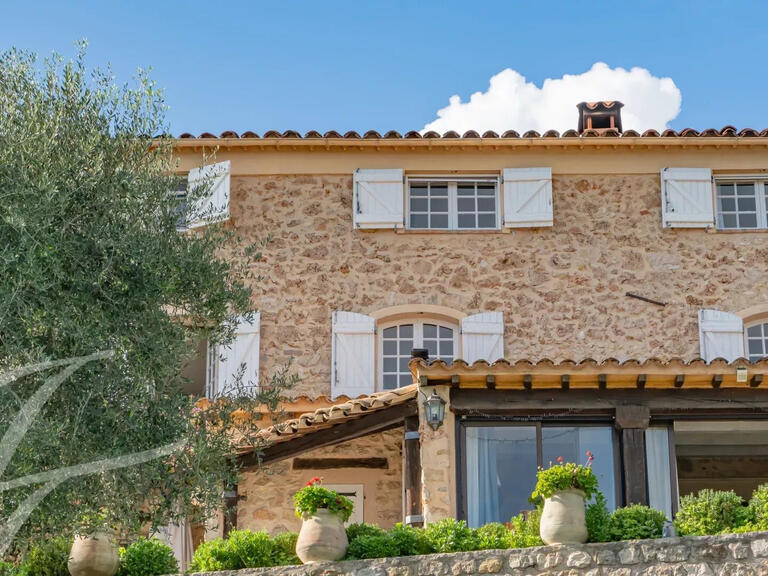 Villa Le Tignet - 5 bedrooms - 300m²