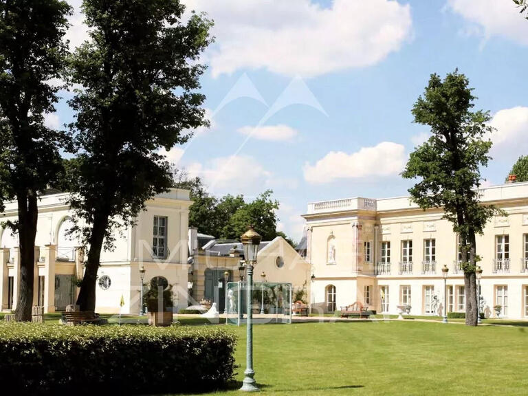 Mansion Le Vésinet - 8 bedrooms - 7000m²