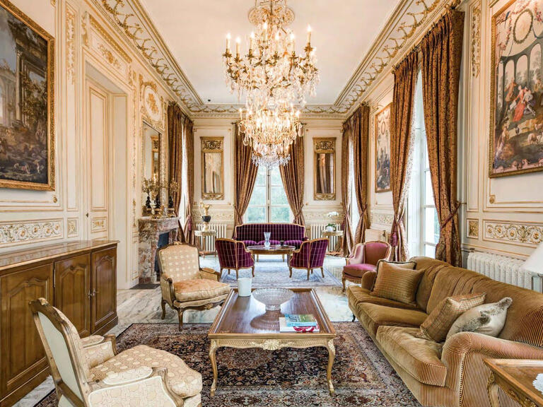 Mansion Le Vésinet - 8 bedrooms - 7000m²