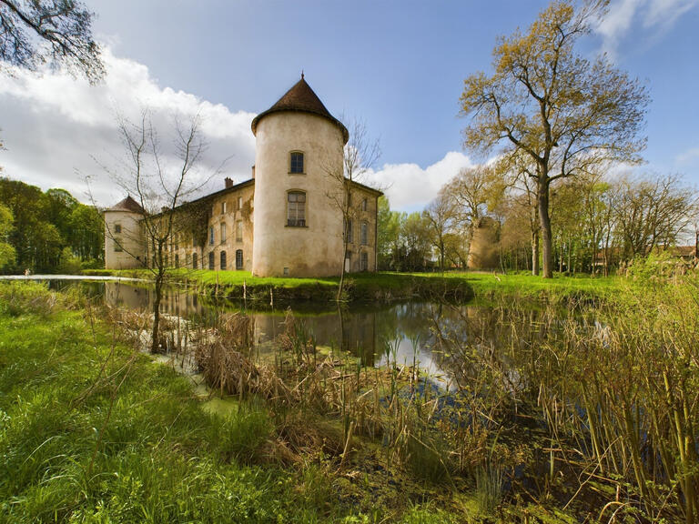 Maison Lenoncourt - 1500m²