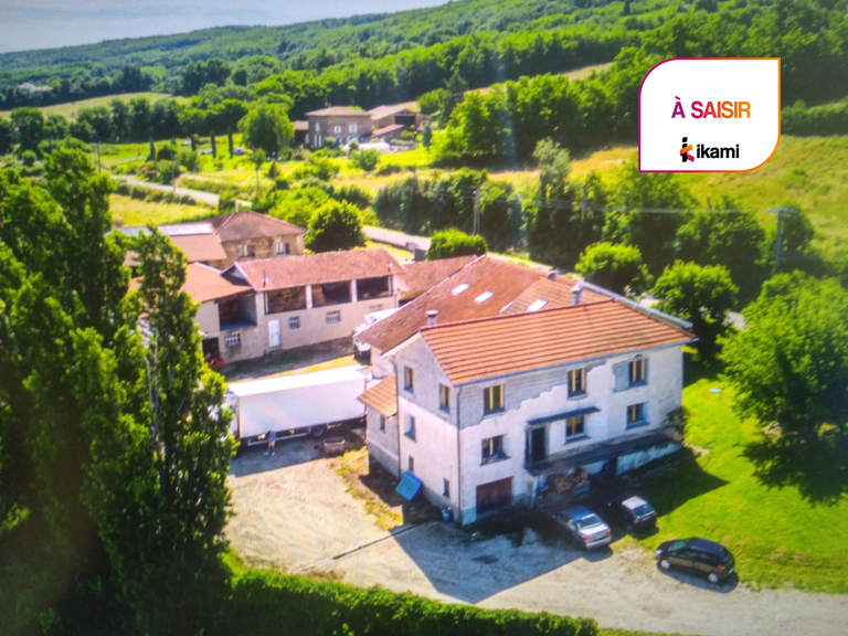 Maison Lens-Lestang - 4 chambres - 256m²