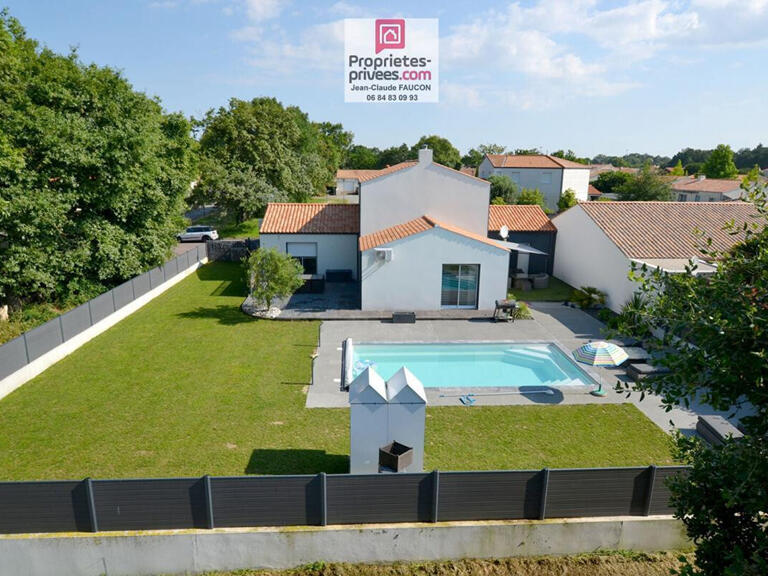 House Les Achards - 5 bedrooms