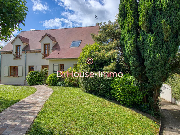 Villa Les Alluets-le-Roi - 5 bedrooms - 204m²