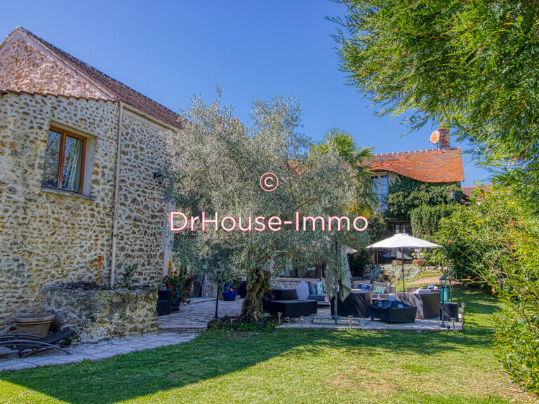 Villa Les Alluets-le-Roi - 8 bedrooms - 440m²