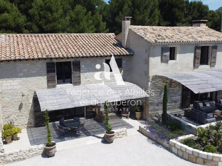 House Les Baux-de-Provence - 4 bedrooms - 2000m²