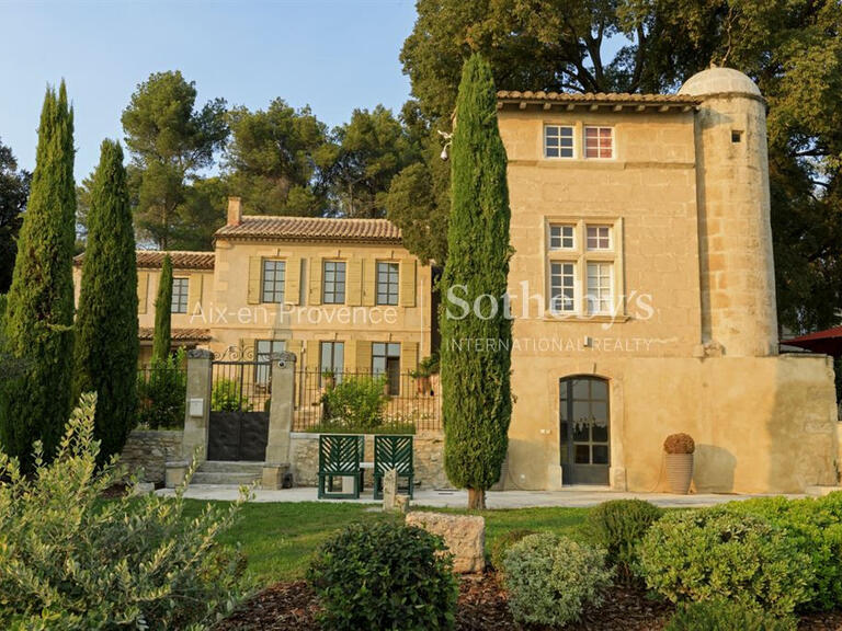 Maison Les Baux-de-Provence - 8 chambres - 570m²