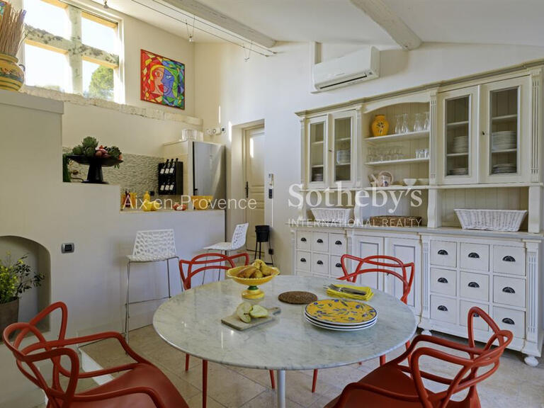 Maison Les Baux-de-Provence - 8 chambres - 570m²