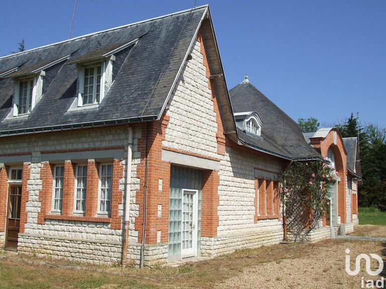 Les Bois-d'Anjou : Maison, Villa Et Propriété à Vendre - BellesPierres